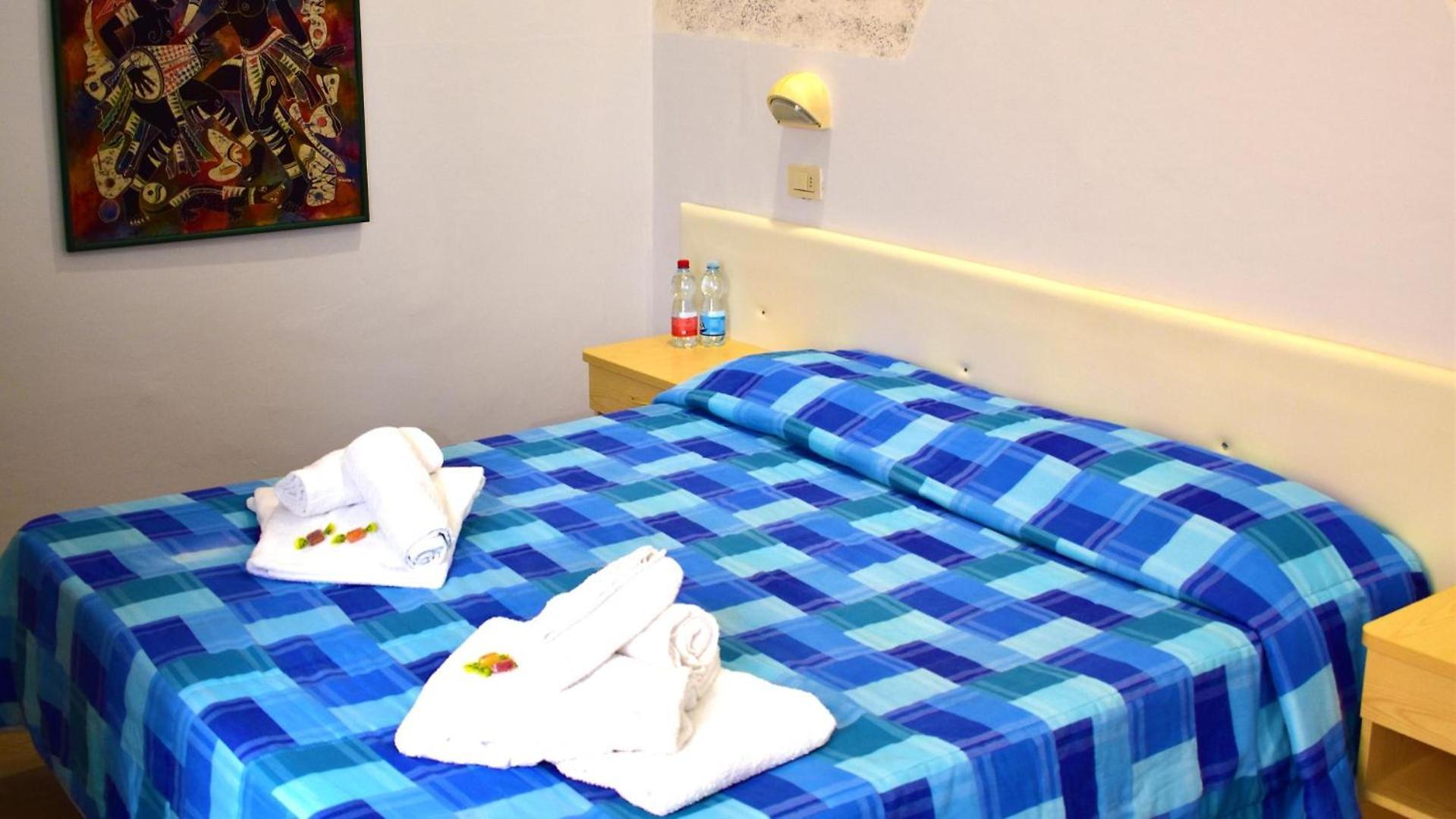 Hotel New Happy Римини Экстерьер фото