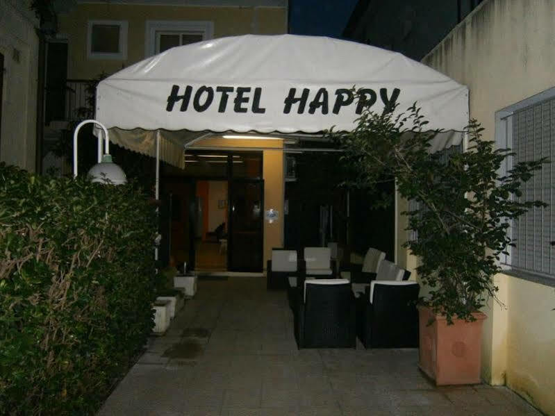 Hotel New Happy Римини Экстерьер фото